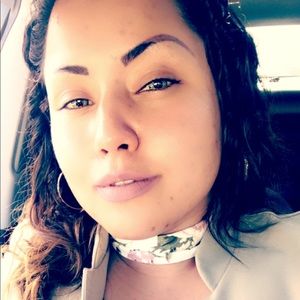 Meet your Posher, Vicky